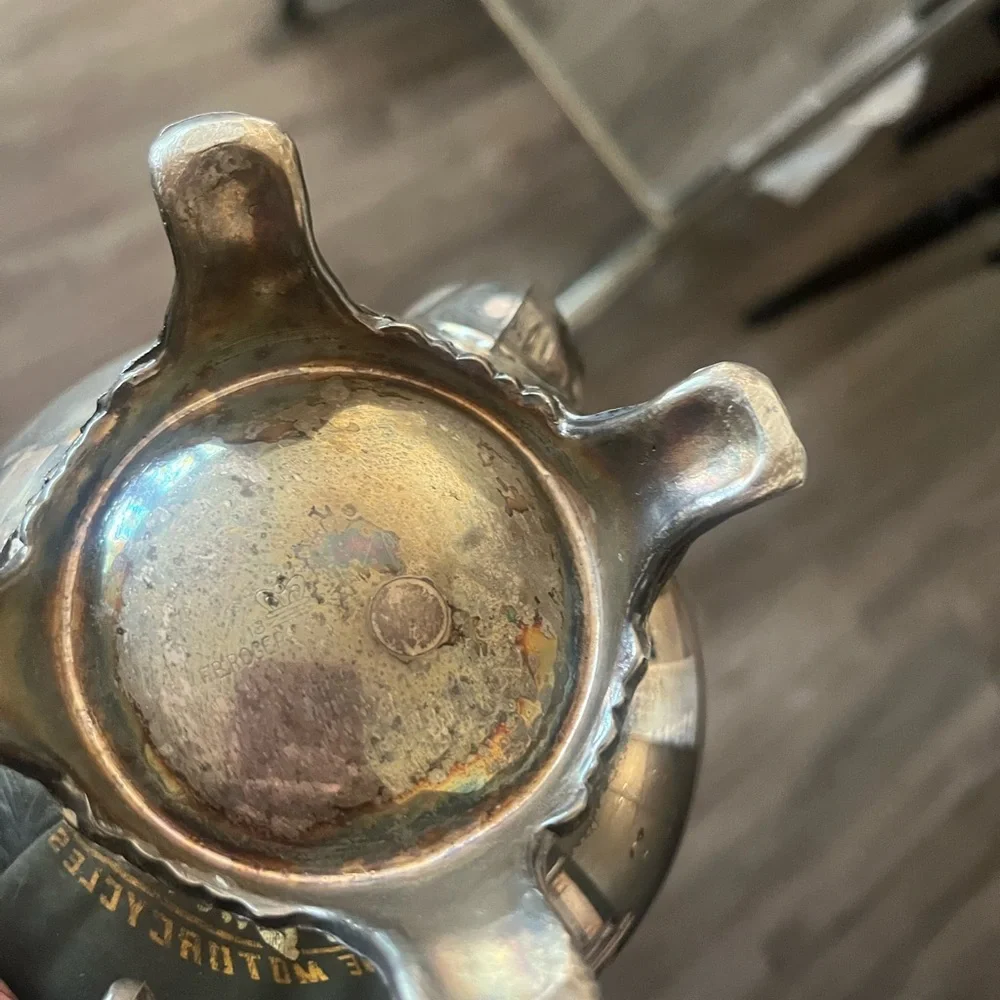 Elegant Silver Teapots‎